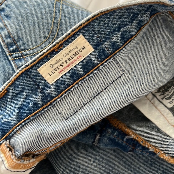 NWOT Levi 501 S Skinny, Can’t Touch This, Distressed, Denim jeans, size 25 - Picture 8 of 13